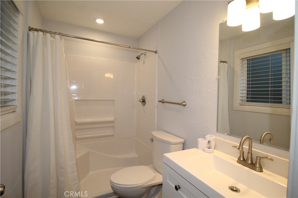 30904 Live Oak Drive Property Photo 12