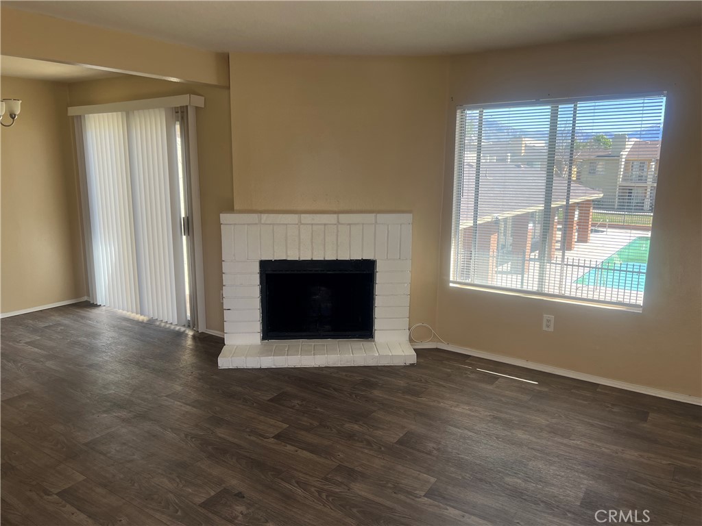 1025 N Tippecanoe Avenue Property Photo 2