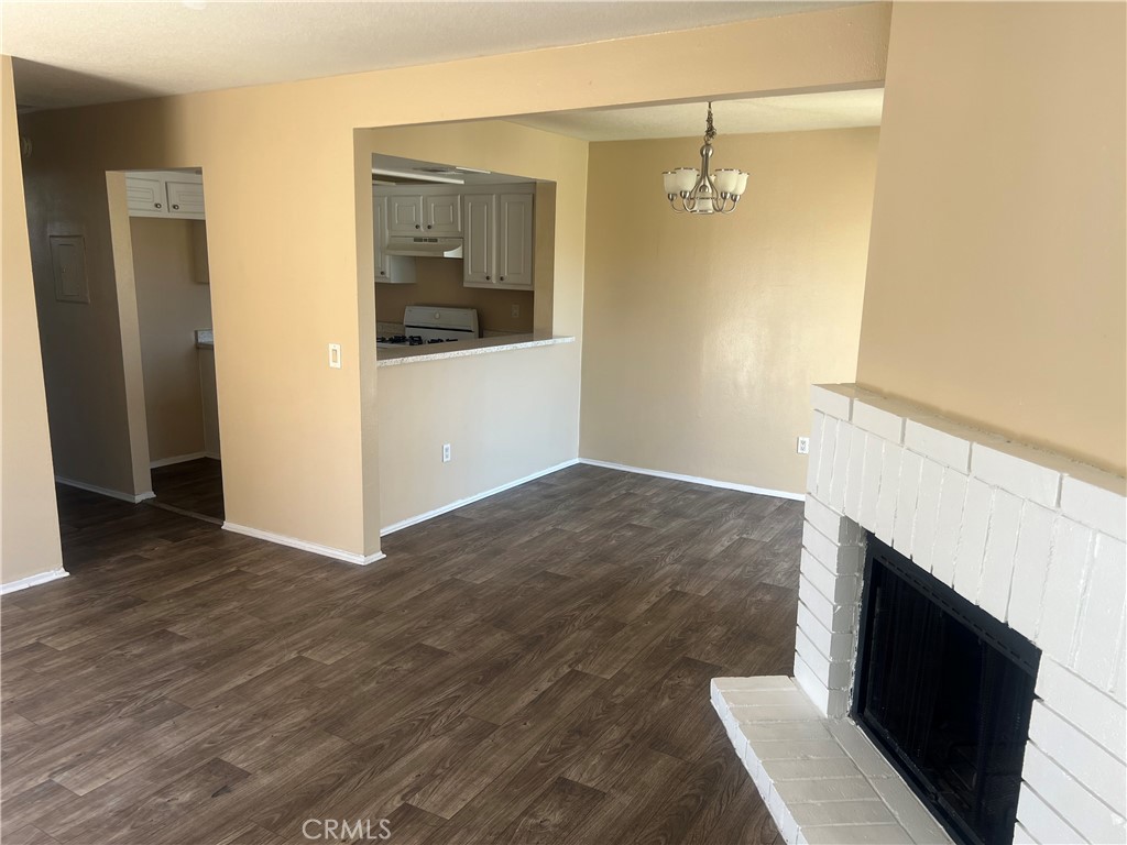 1025 N Tippecanoe Avenue Property Photo 7