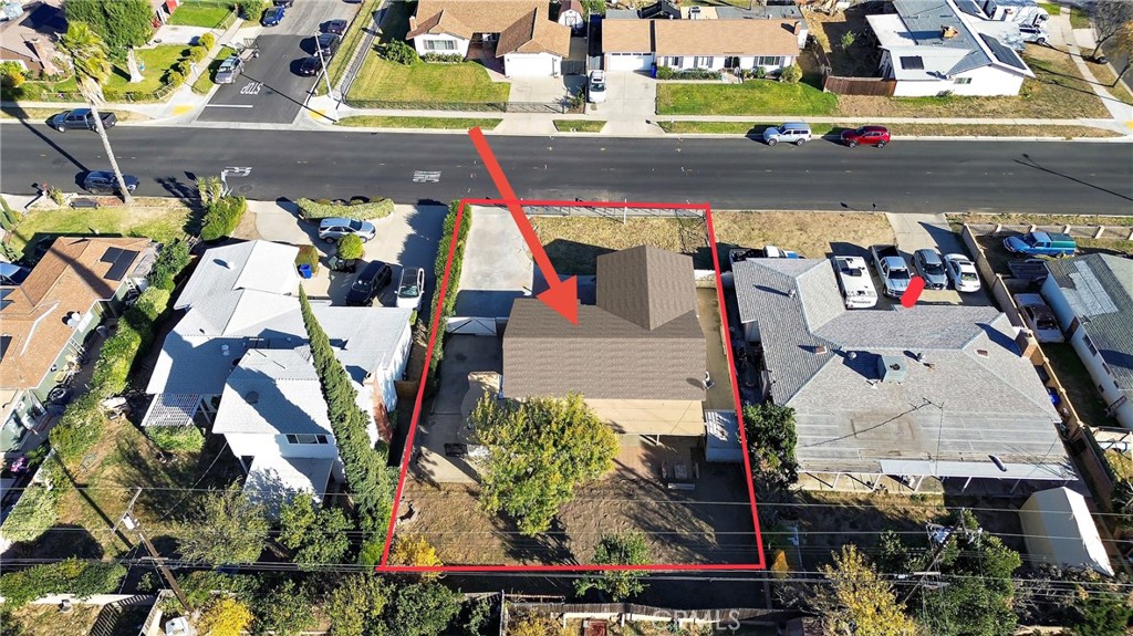 6638 Lilac Avenue Property Photo 8