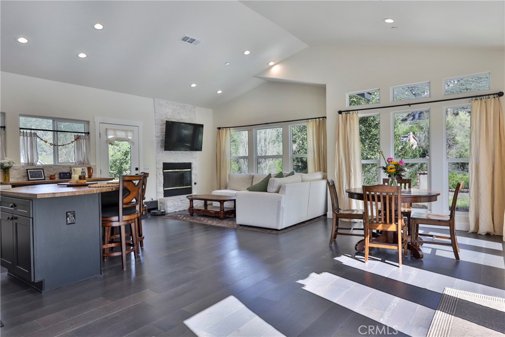 23695 Hillview Road Property Photo 7