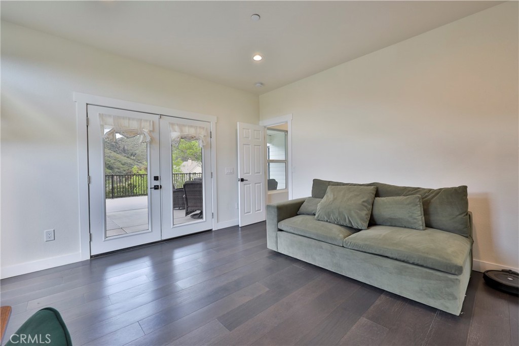 23695 Hillview Road Property Photo 30