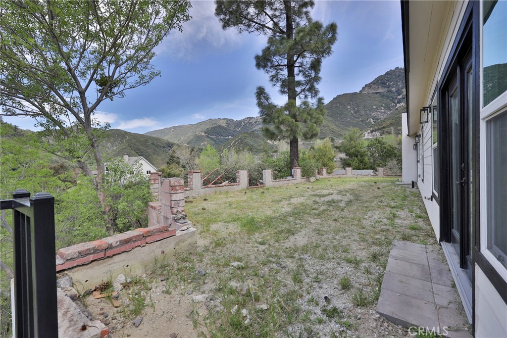 23695 Hillview Road Property Photo 41