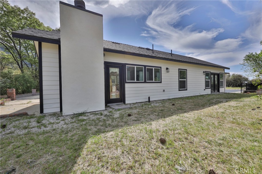 23695 Hillview Road Property Photo 44