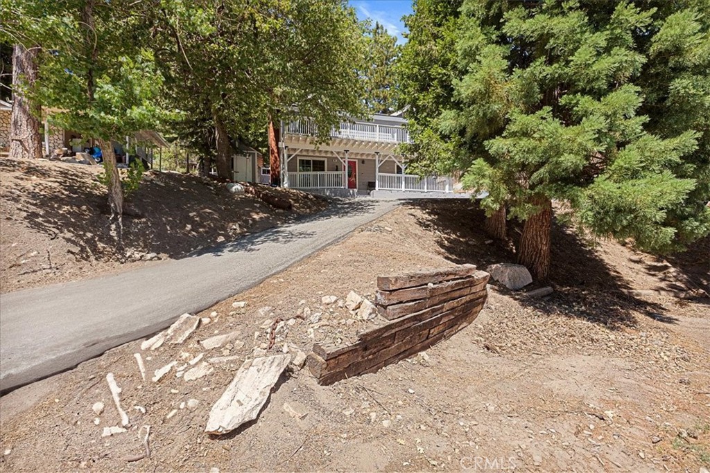 30964 Summit Drive Property Photo 2