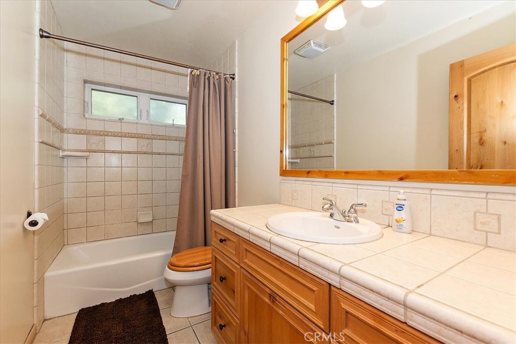 105 Olympic Drive Property Photo 31