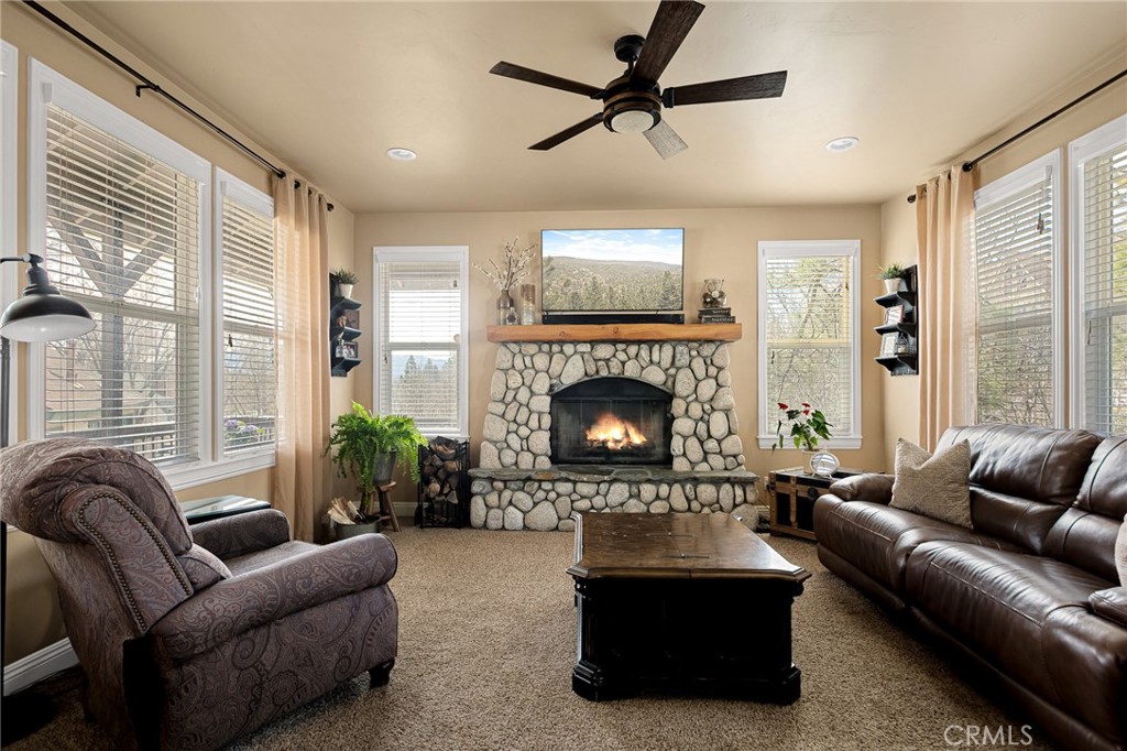 28111 Grenoble Lane Property Photo 3