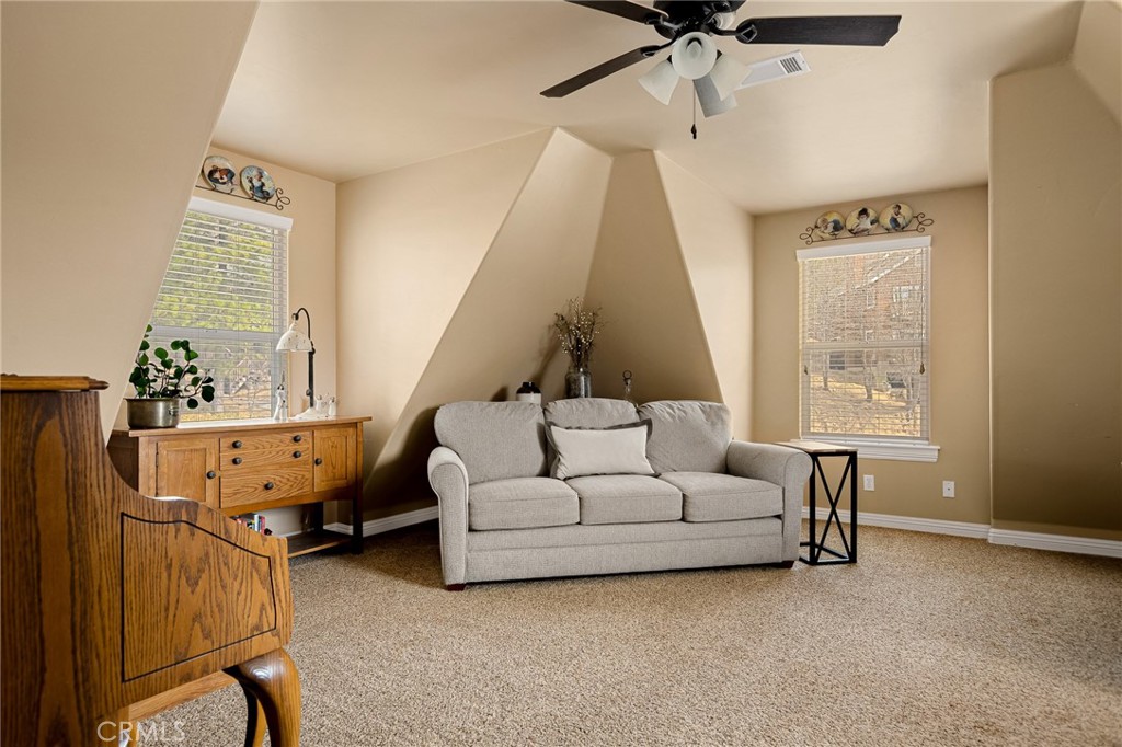 28111 Grenoble Lane Property Photo 9