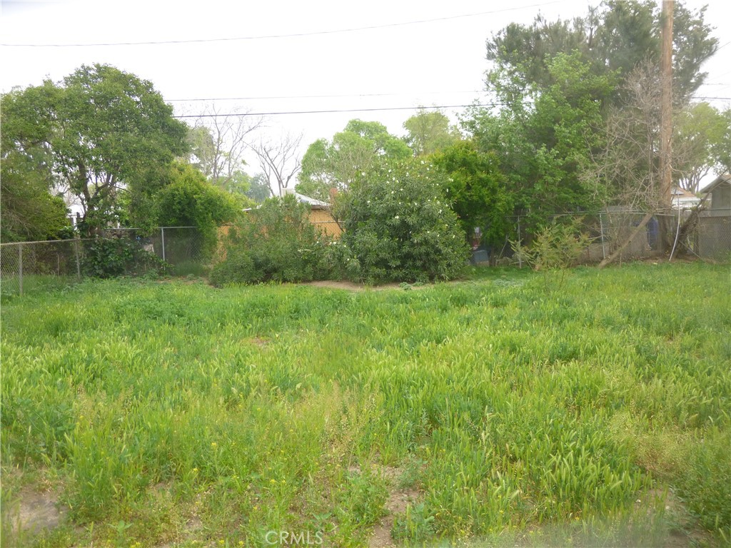 4555 Acacia Avenue Property Photo 8