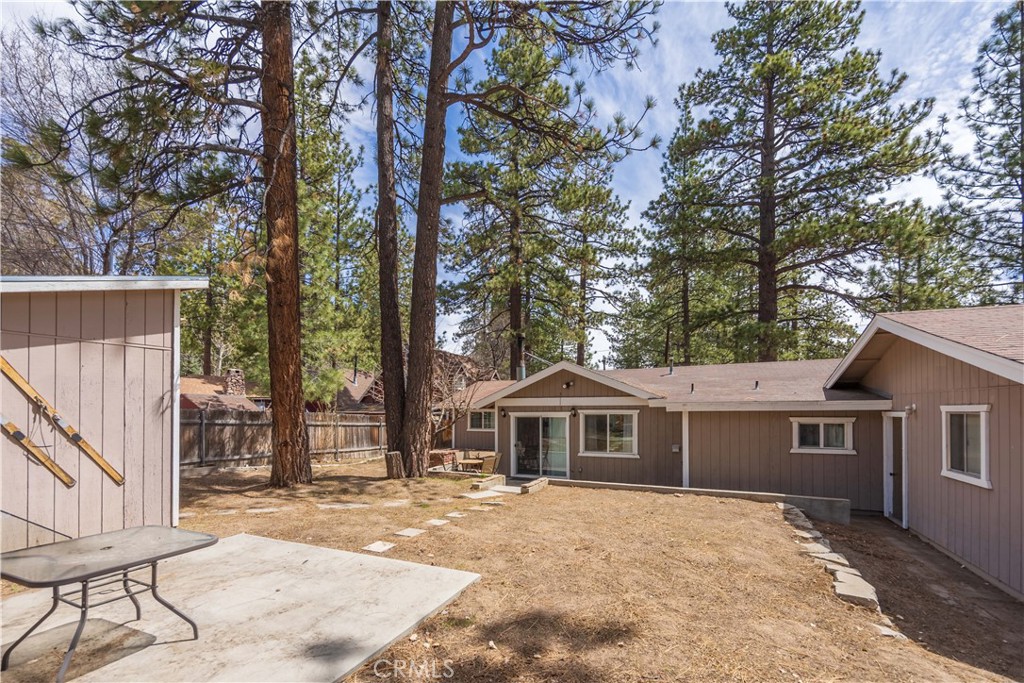 1101 Sierra Avenue Property Photo 27