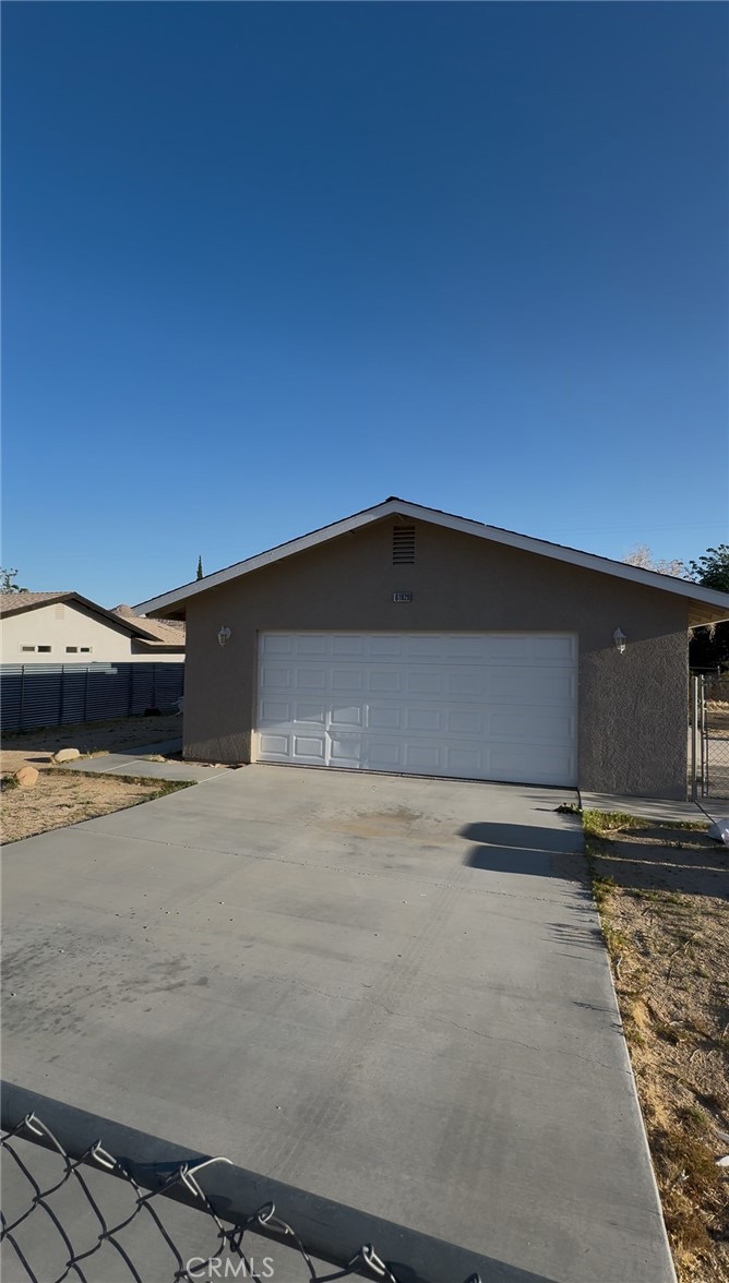 61929 Petunia Drive Property Photo 1
