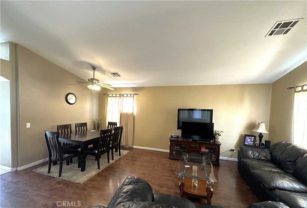 11415 Begonia Road Property Photo 3