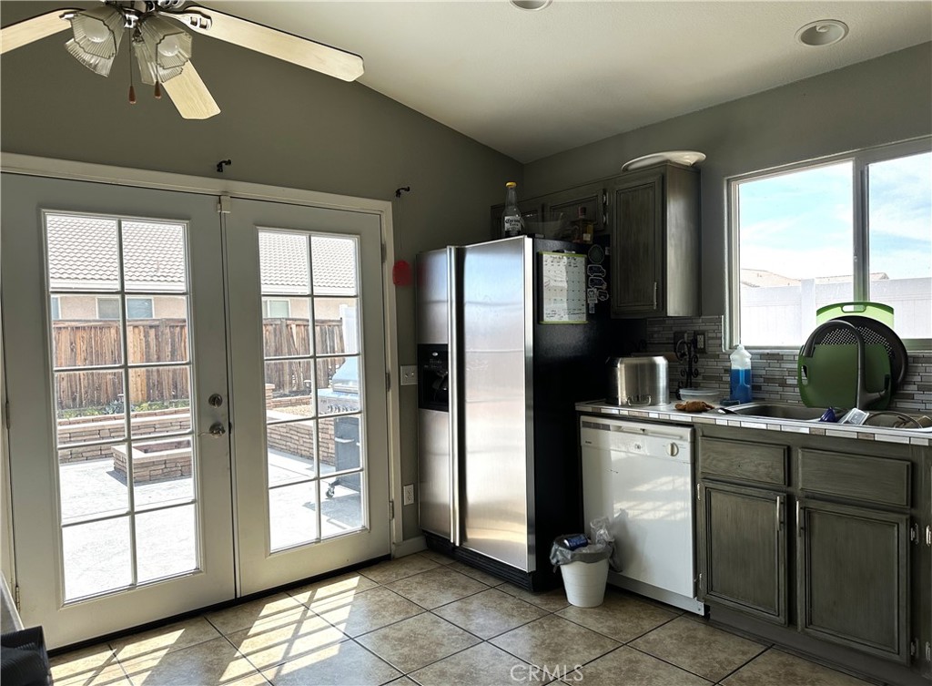 11415 Begonia Road Property Photo 7