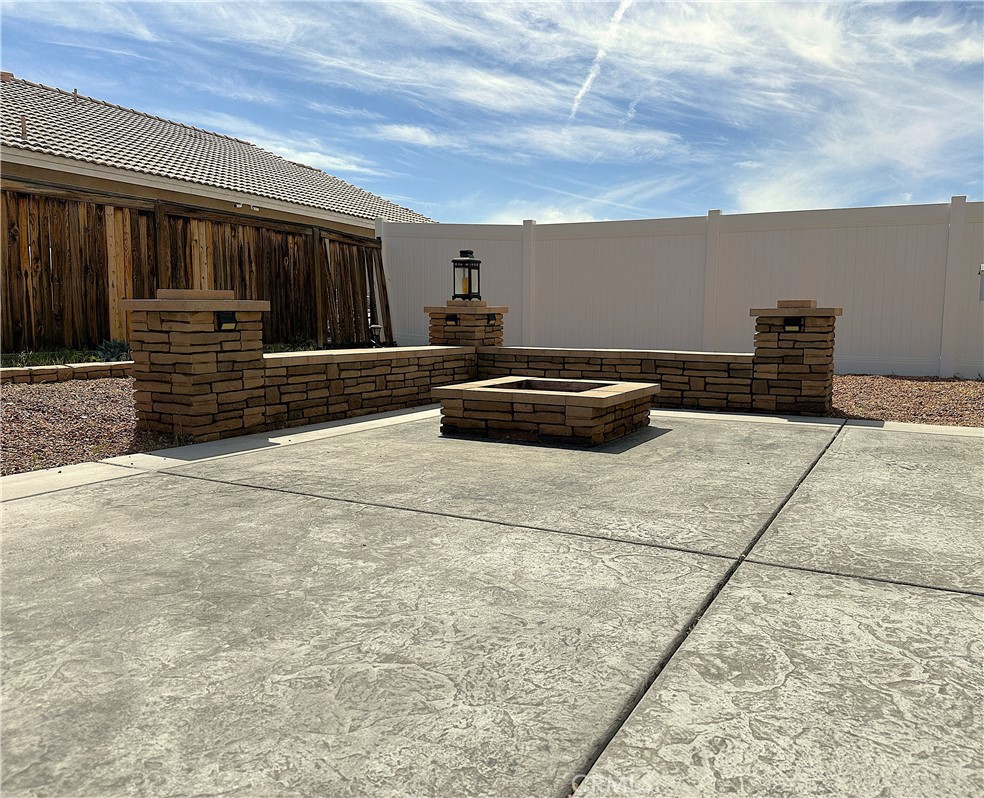11415 Begonia Road Property Photo 14