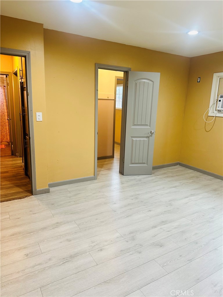 1147 Hancock Street Property Photo 8