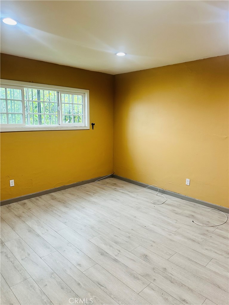 1147 Hancock Street Property Photo 11