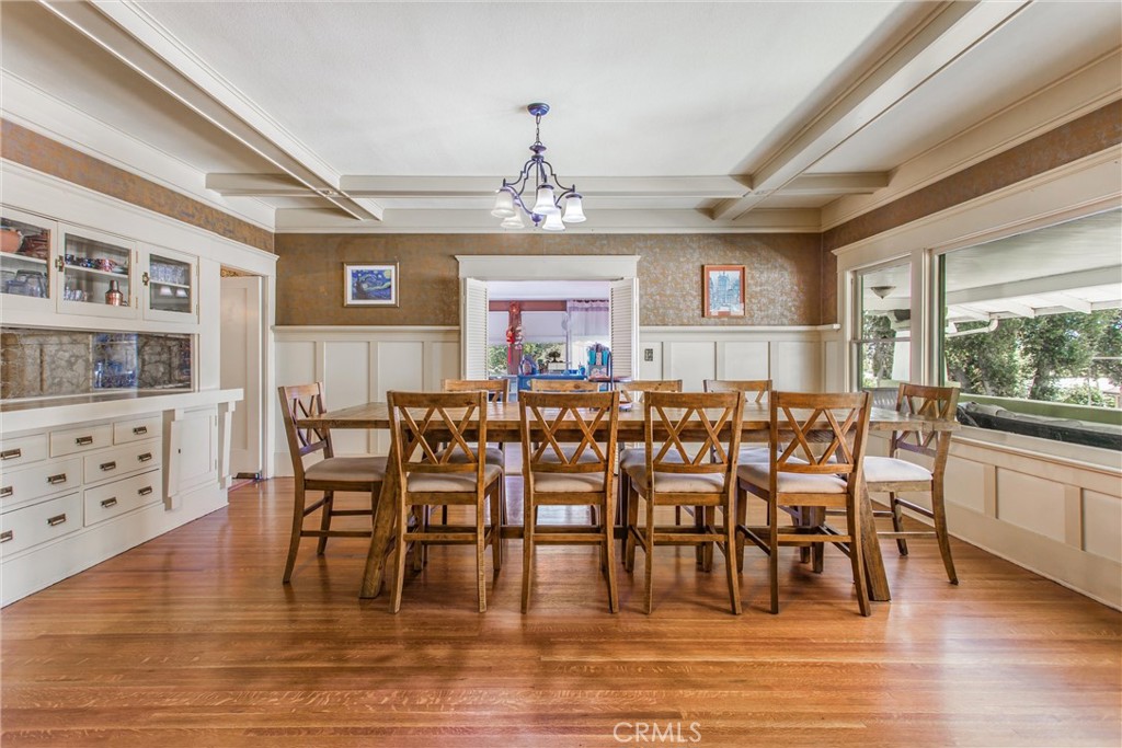 33 E Repplier Road Property Photo 12