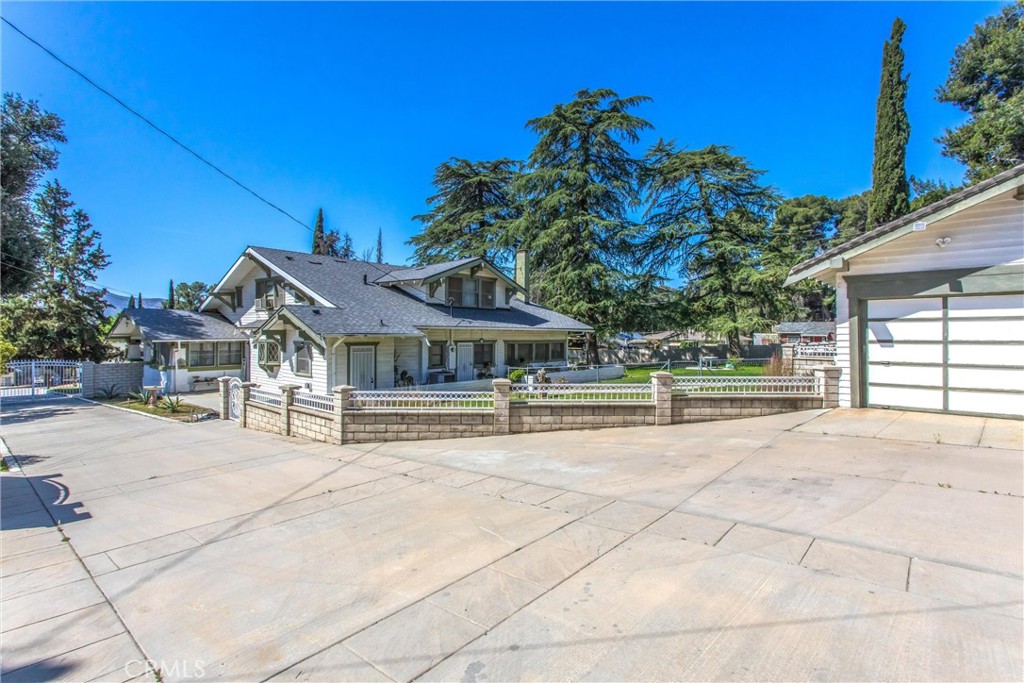 33 E Repplier Road Property Photo 48