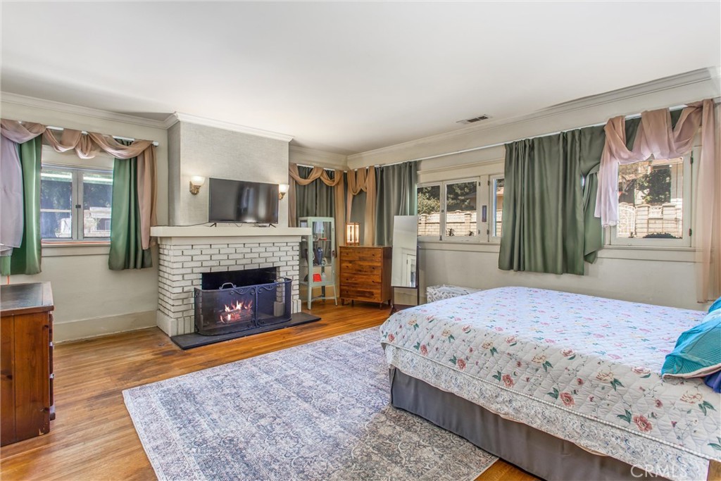 33 E Repplier Road Property Photo 58