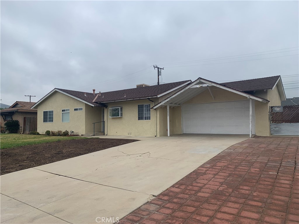 12237 8th Street Property Photo