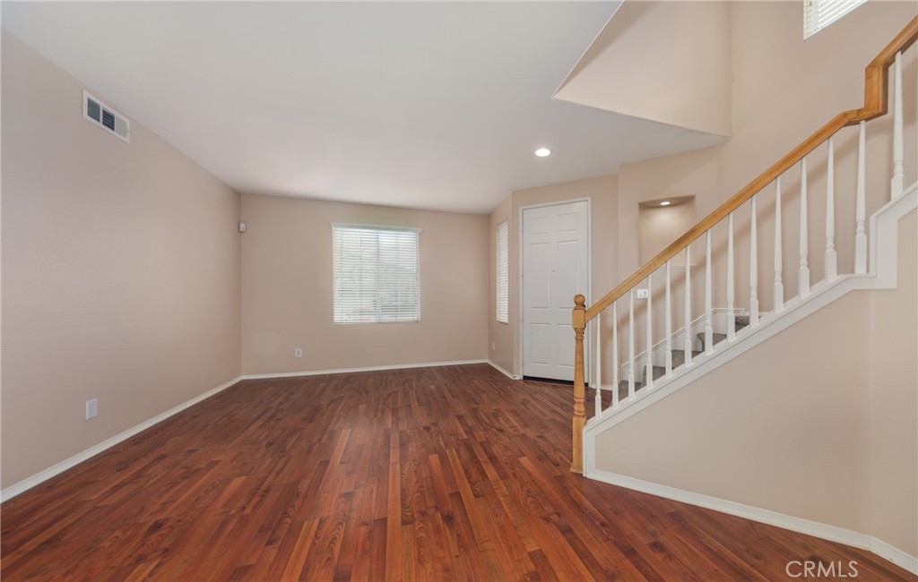 1597 Shadow Hill Trail Property Photo 3