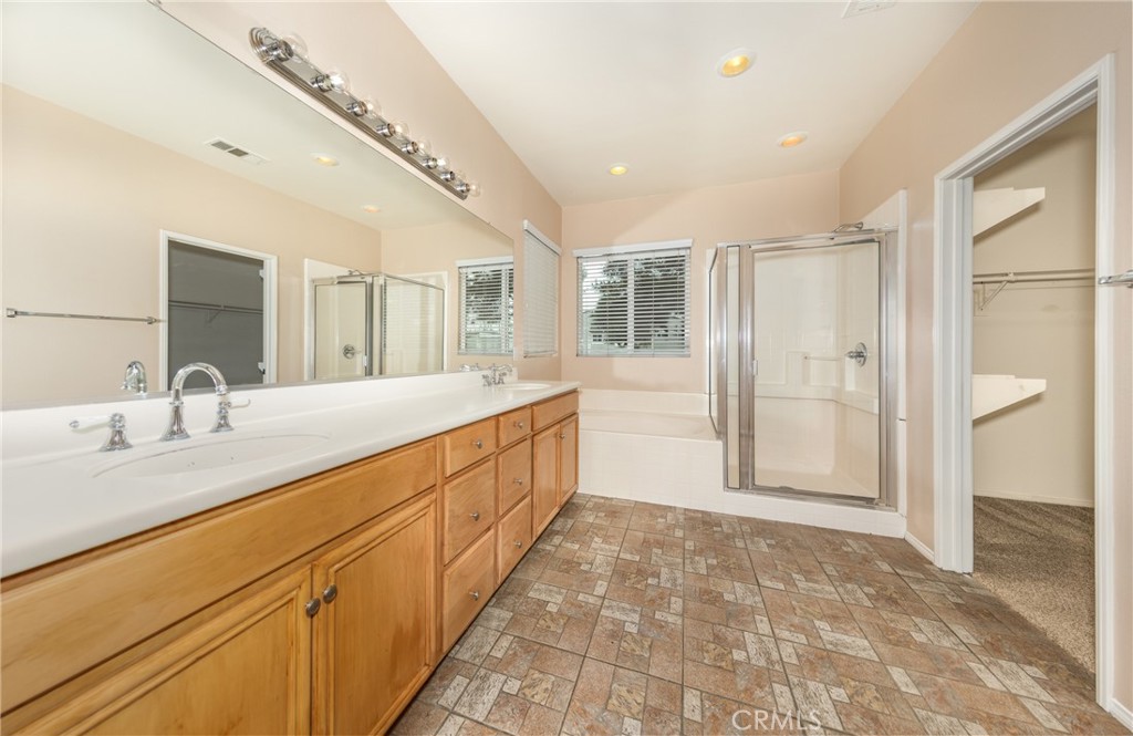 1597 Shadow Hill Trail Property Photo 17