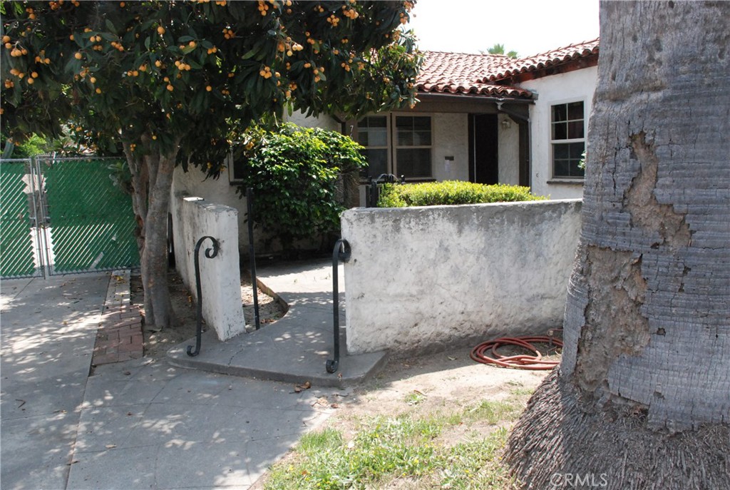 763 W 21st Street Property Photo 3