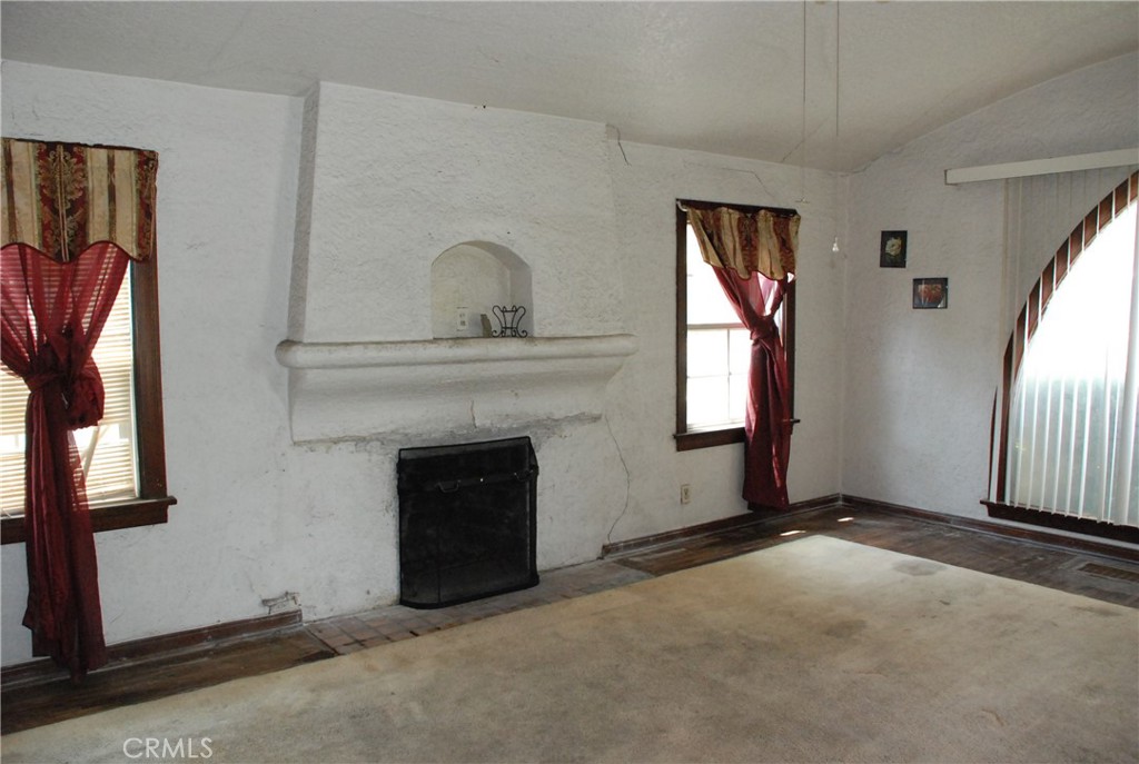 763 W 21st Street Property Photo 7