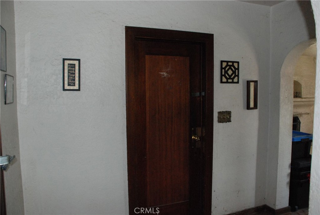 763 W 21st Street Property Photo 8