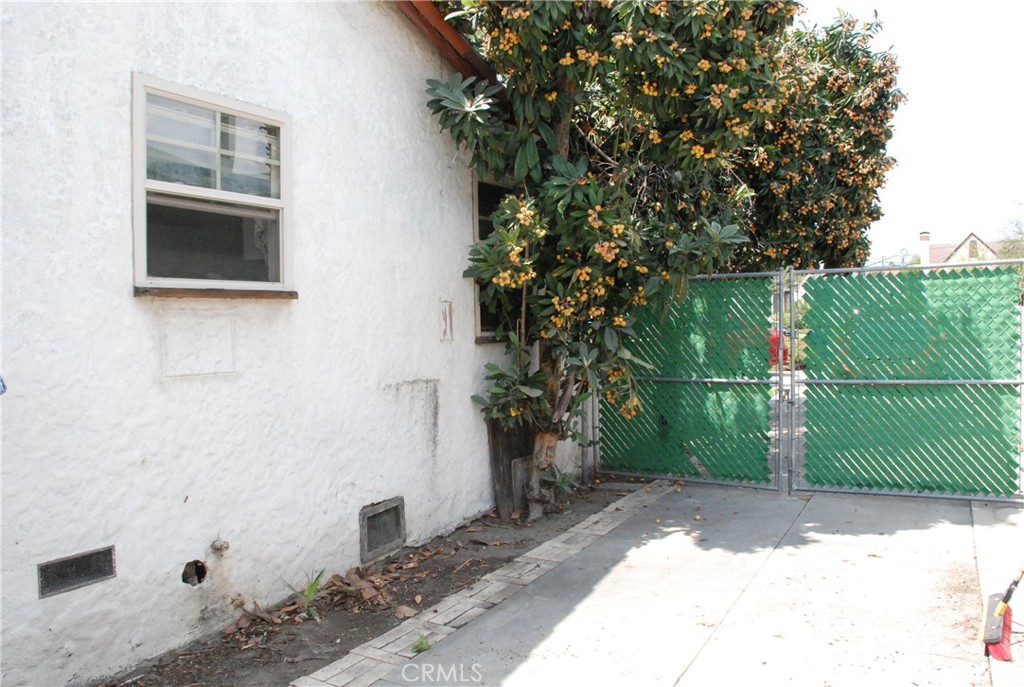 763 W 21st Street Property Photo 14