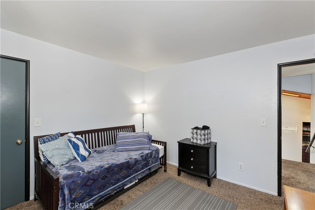 488 Division Property Photo 24