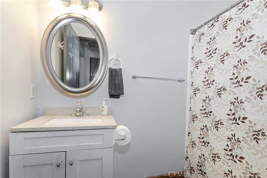 488 Division Property Photo 26
