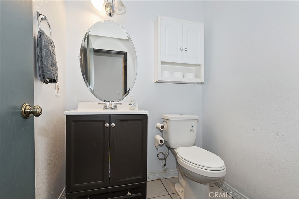 488 Division Property Photo 27