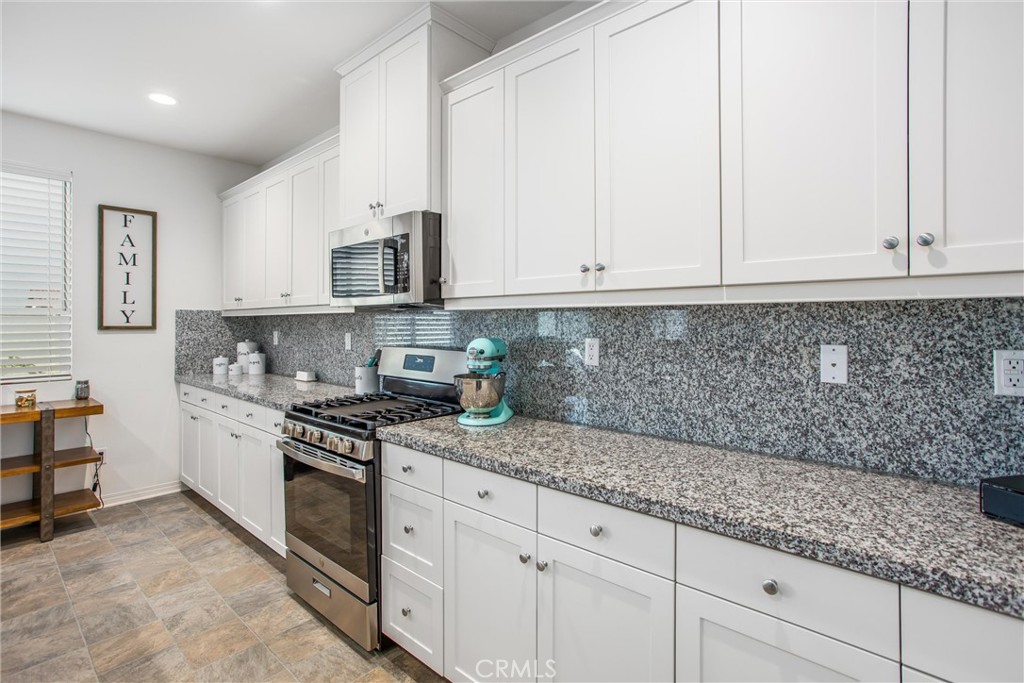 14019 Dandolo Lane Property Photo 9