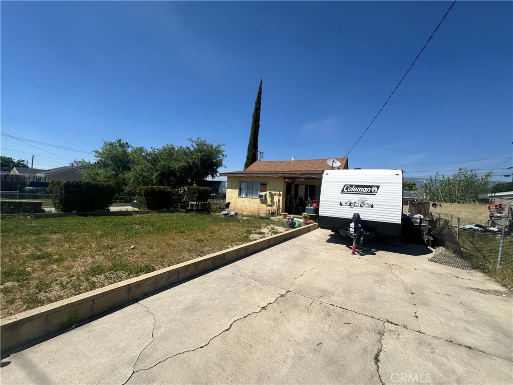 25742 7th Street Property Photo 2