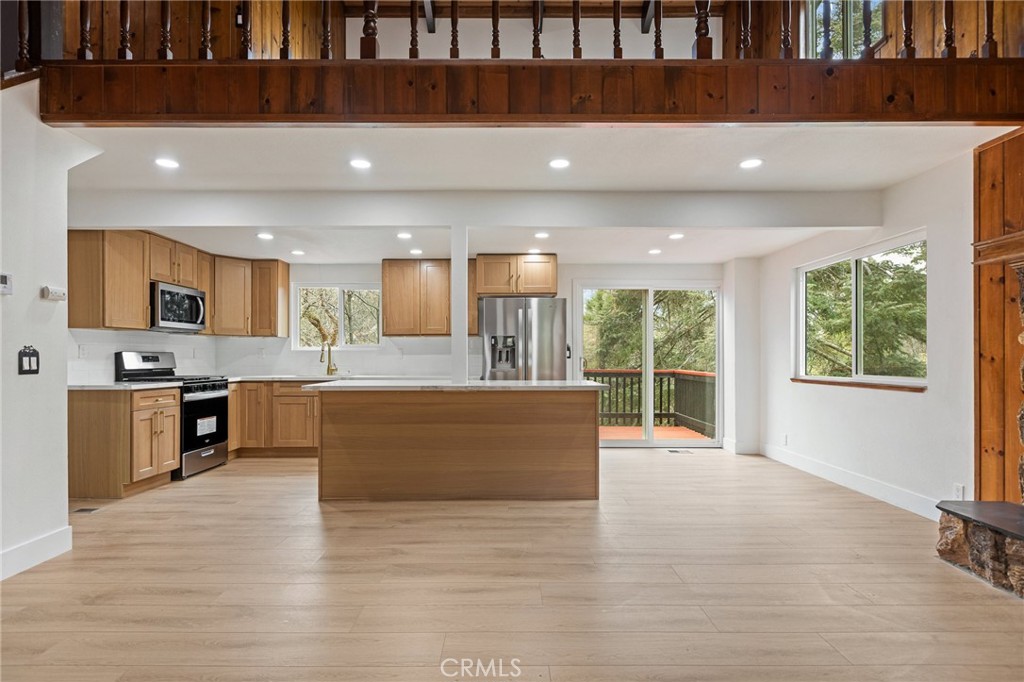 1076 Grass Valley Road Property Photo 9