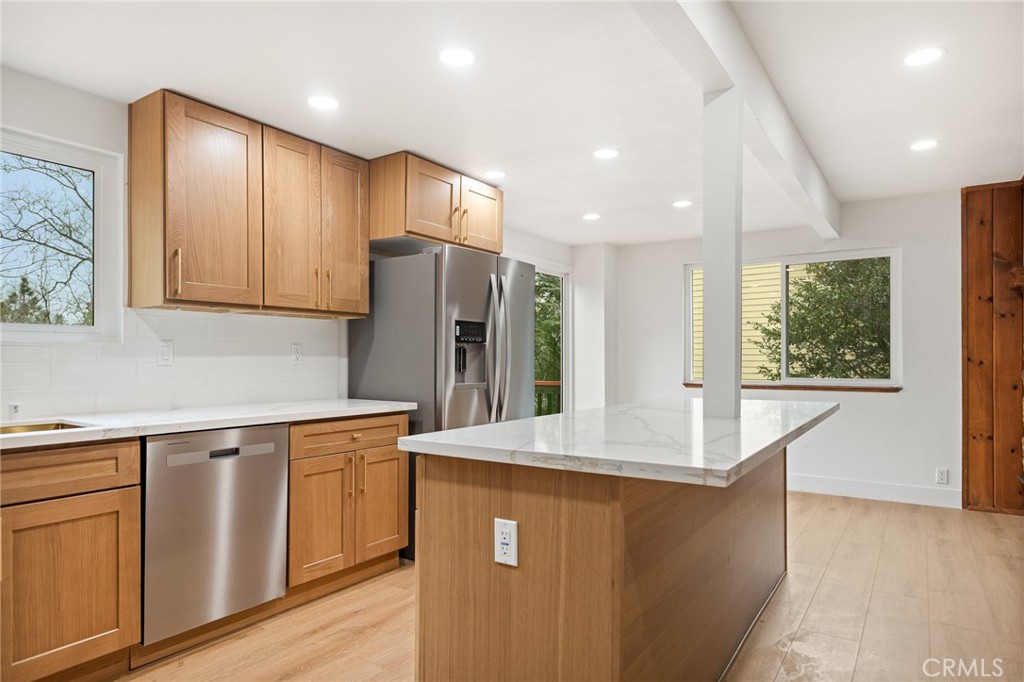 1076 Grass Valley Road Property Photo 14