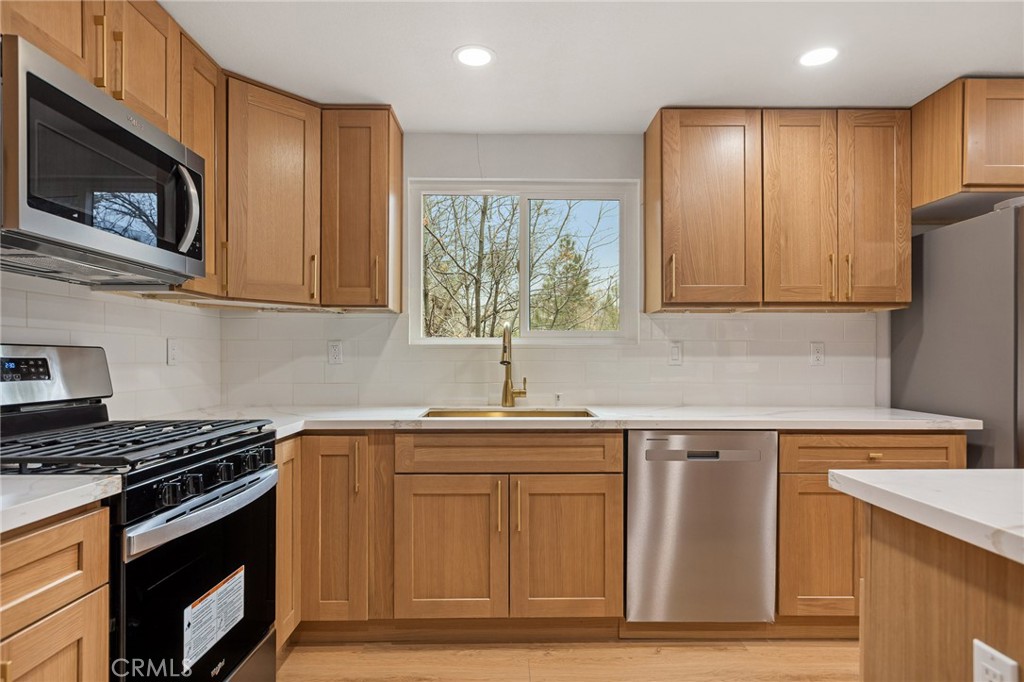 1076 Grass Valley Road Property Photo 15