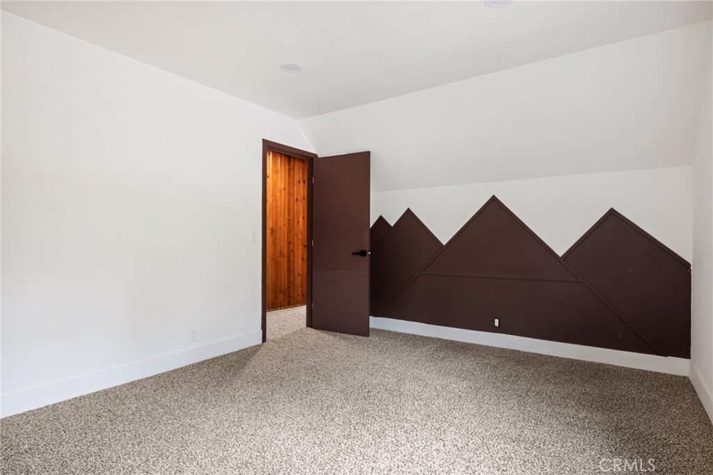 1076 Grass Valley Road Property Photo 30