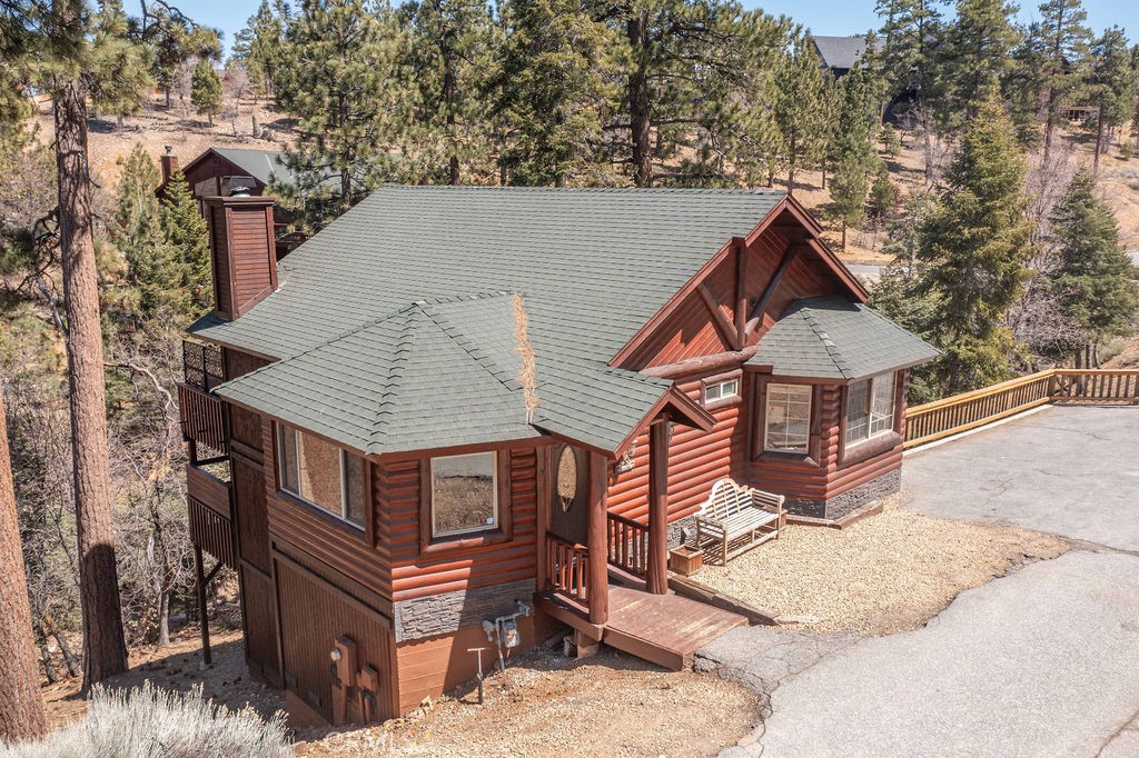 1474 Klamath Road Property Photo 1