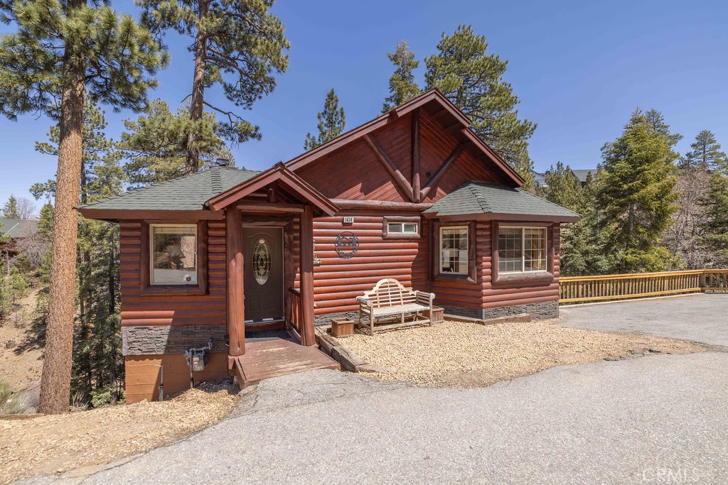 1474 Klamath Road Property Photo 11