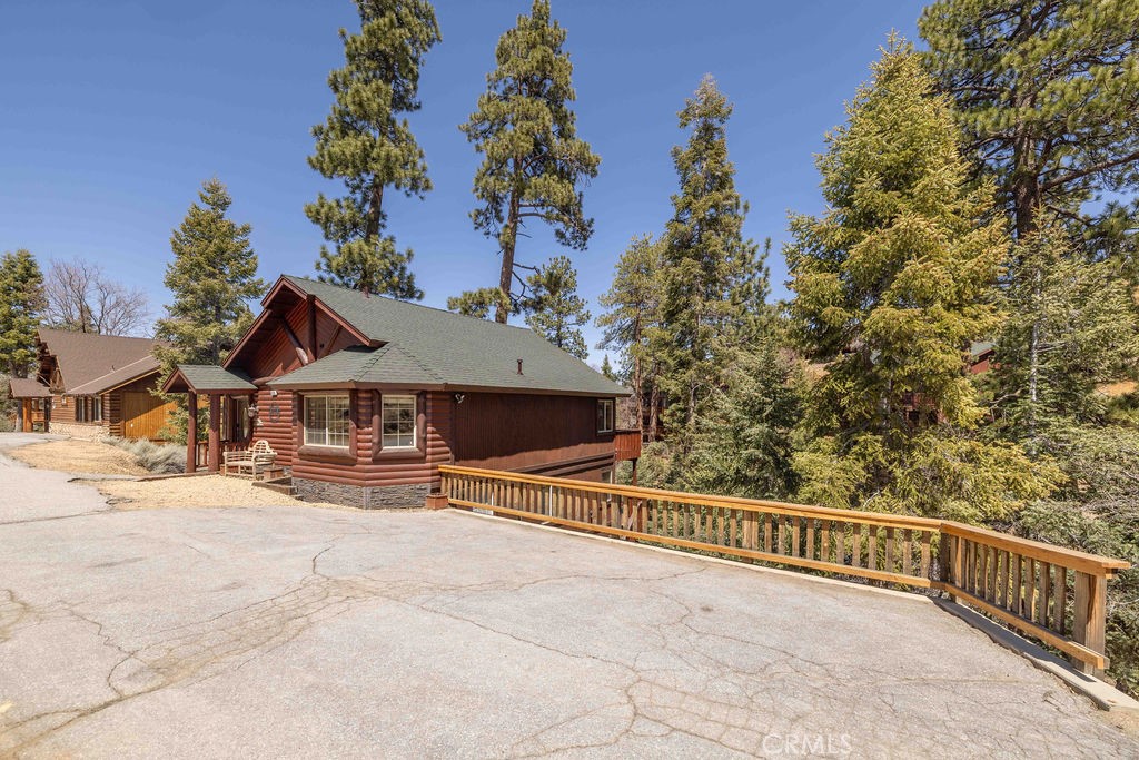 1474 Klamath Road Property Photo 13