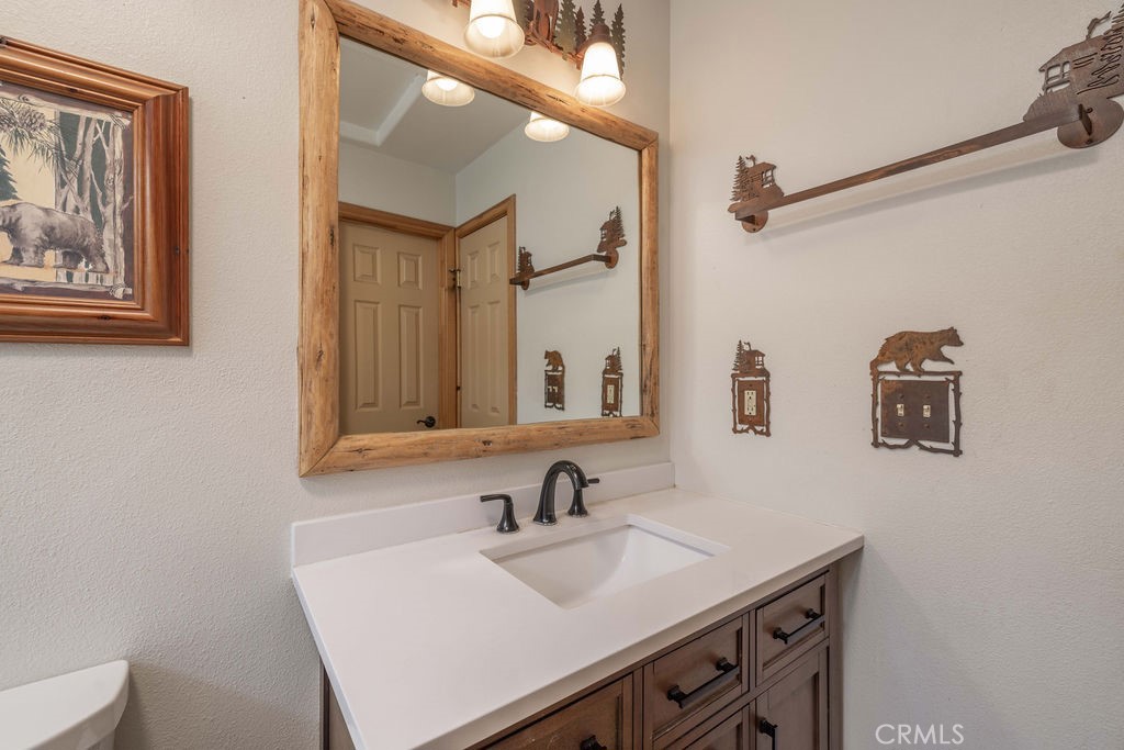 1474 Klamath Road Property Photo 30