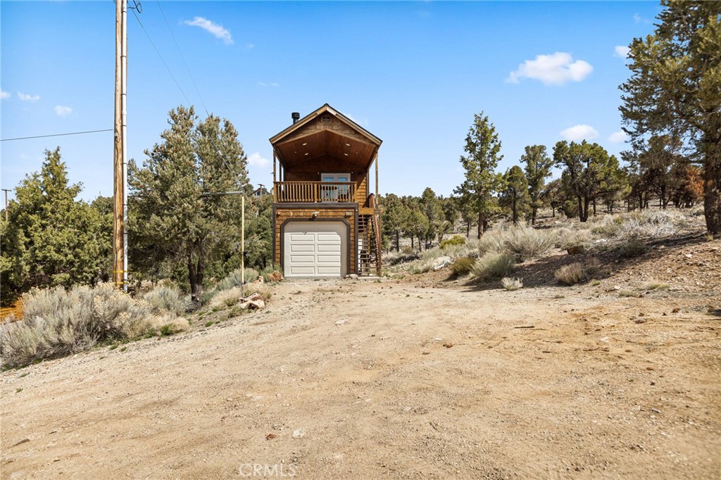 45498 Third Street Property Photo 1