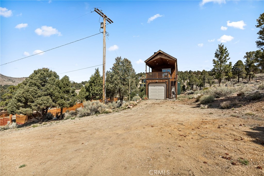 45498 Third Street Property Photo 2