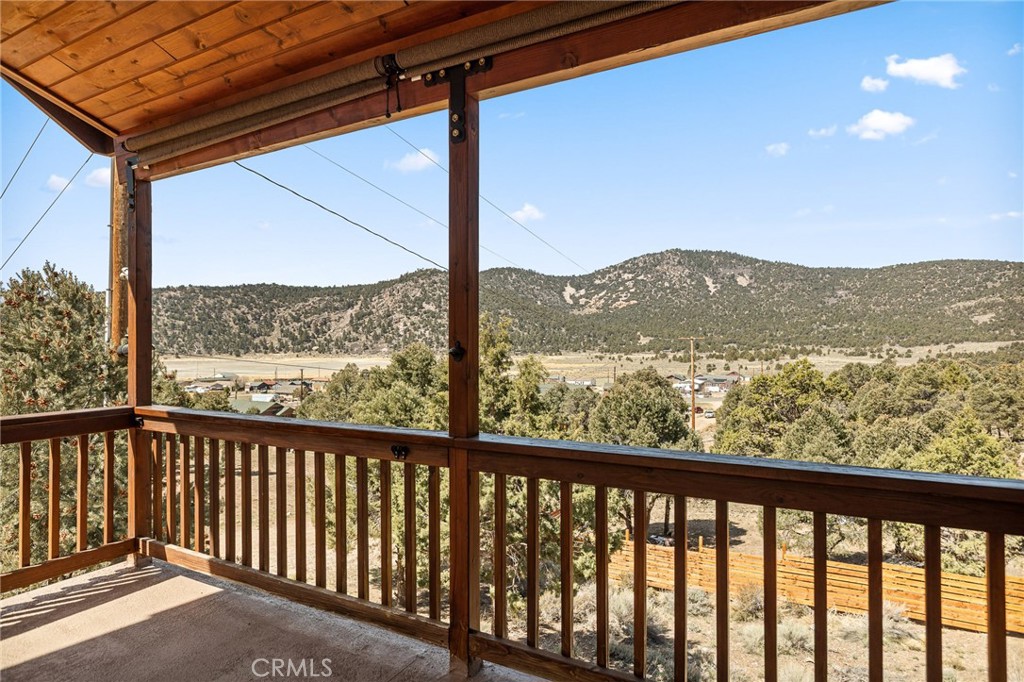45498 Third Street Property Photo 5