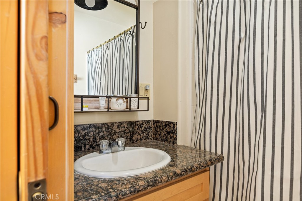 45498 Third Street Property Photo 24