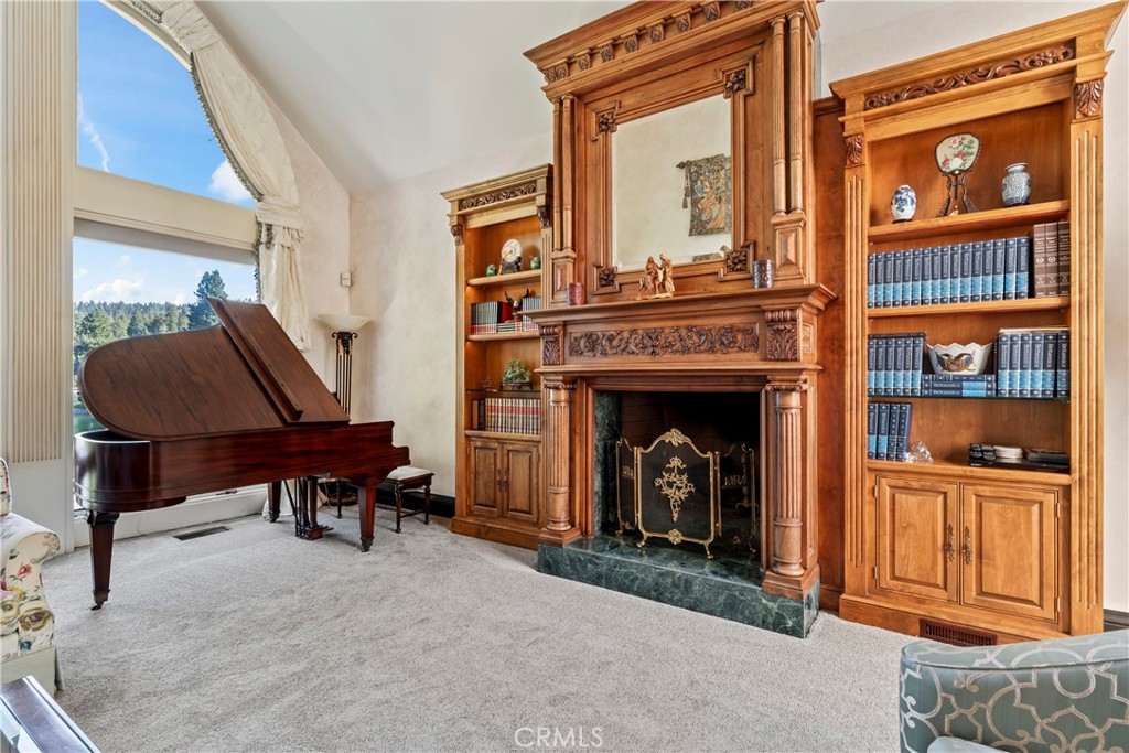 27409 North Bay Road Property Photo 10
