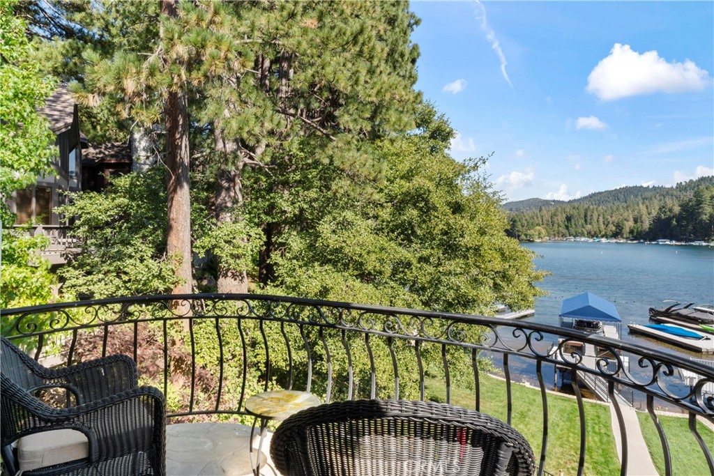 27409 North Bay Road Property Photo 15