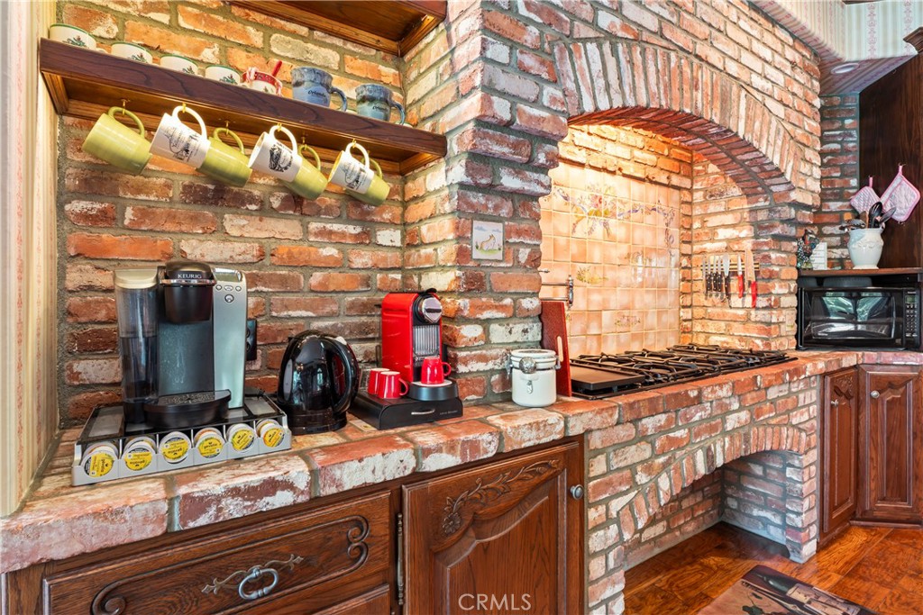 27409 North Bay Road Property Photo 18
